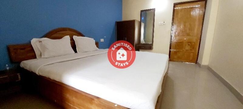 Spot On 80624 Hotel Niladri Complex Puri Bagian luar foto