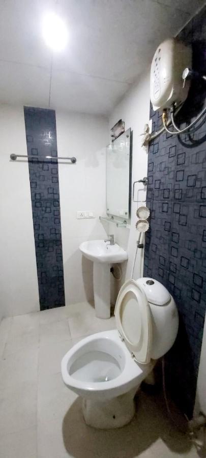 Spot On 80624 Hotel Niladri Complex Puri Bagian luar foto